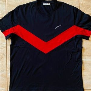 Givenchy Contrasted V T-shirt Black